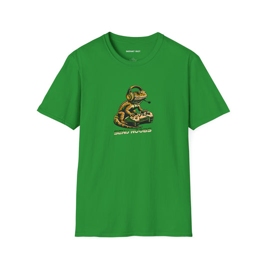 Lizard Wants Noobs - Classic T-Shirt